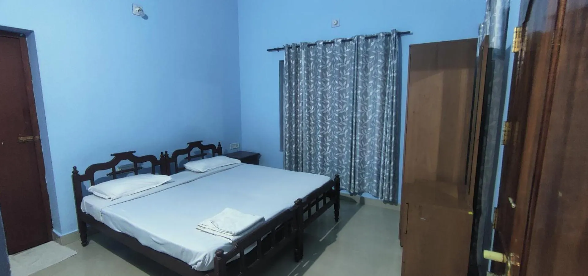 Blooms Aquatica Villa Kenichira Holiday home